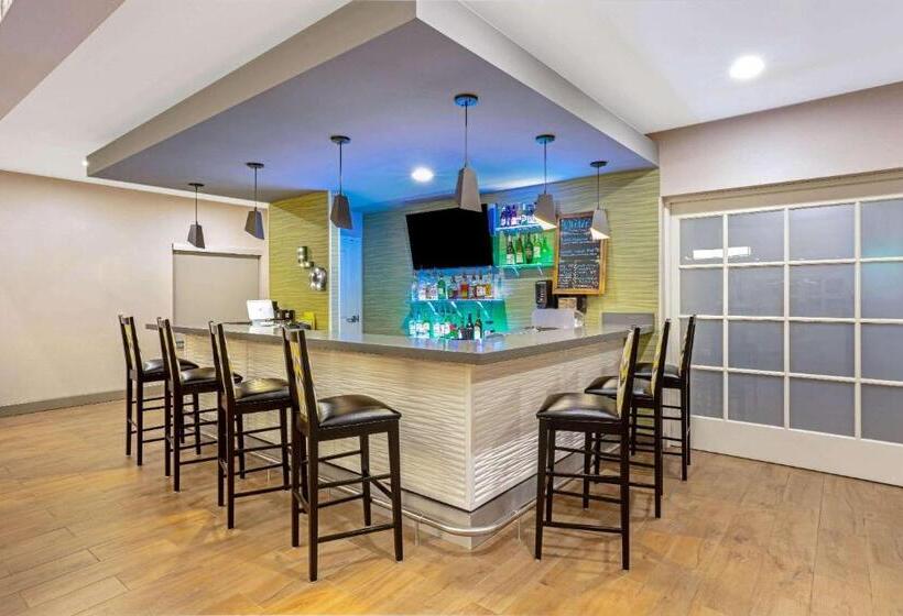 ホテル La Quinta By Wyndham Tumwater   Olympia