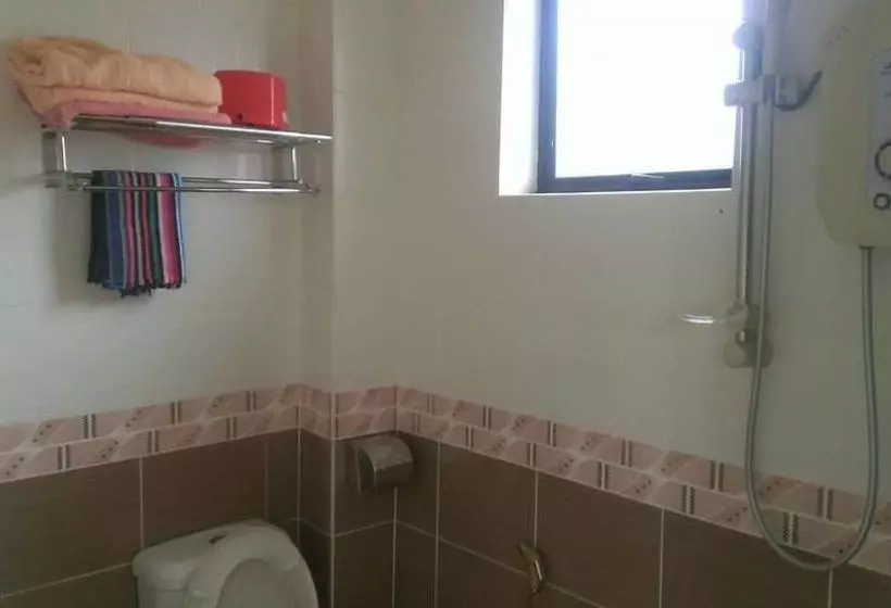 Hotel Lumut Villa Inn Homestay