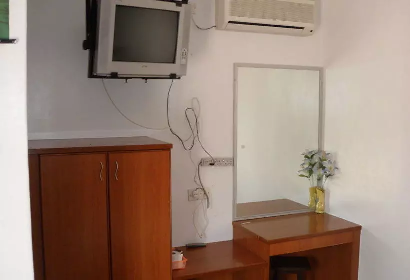 Hotel Lumut Villa Inn Homestay