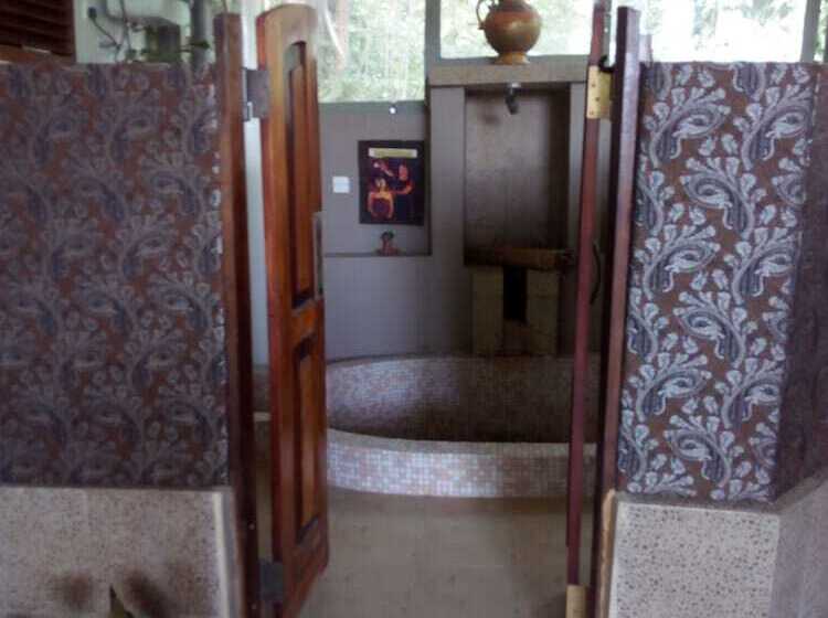 فندق Manor House, Kandy, Lka