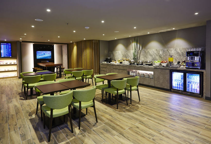 Hotel Plaza Premium Lounge Klia 2