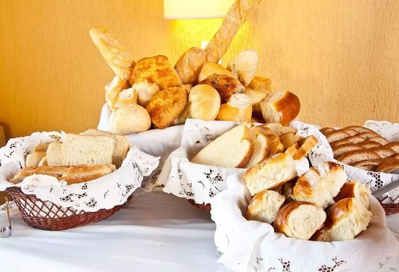 Отель Pousada Portal Das Cerejeiras By Platanus