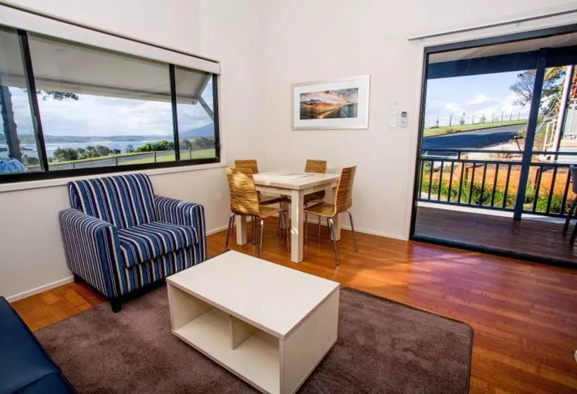 Hotel Reflections Bermagui   Holiday Park