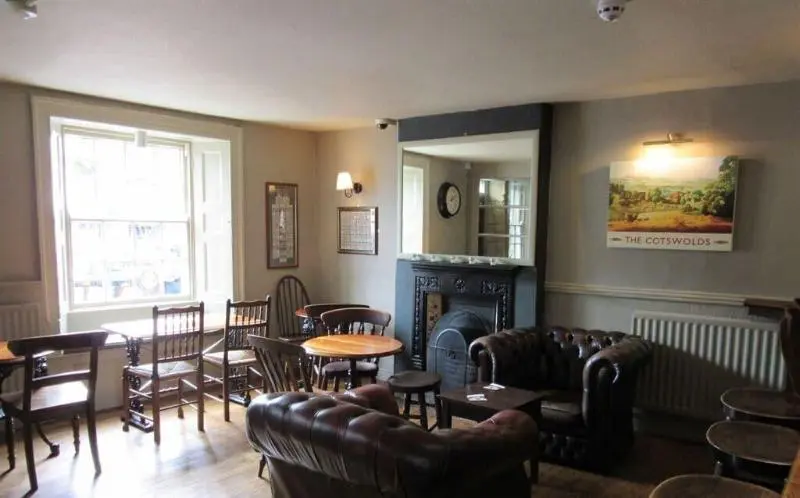 ホテル The Bell Inn