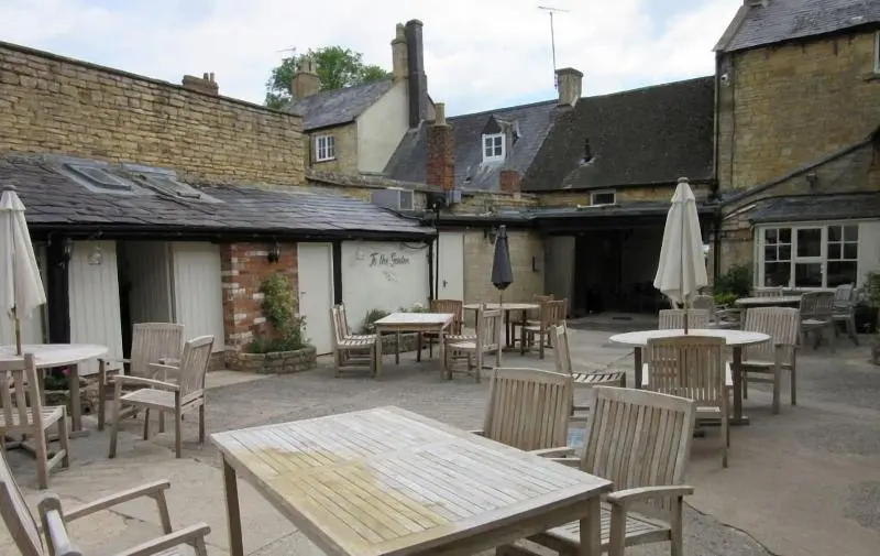 ホテル The Bell Inn