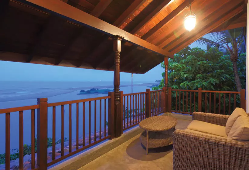 هتل Villa Republic Galle Entire Villa