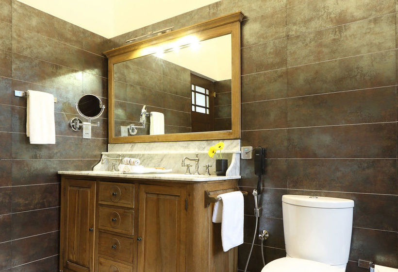 בית מלון כפרי Villa Republic Galle  Entire Villa