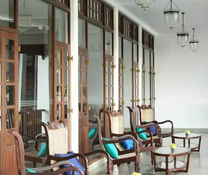 هتل Villa Republic Galle Entire Villa