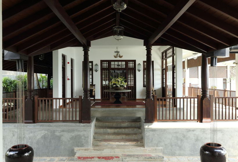 בית מלון כפרי Villa Republic Galle  Entire Villa