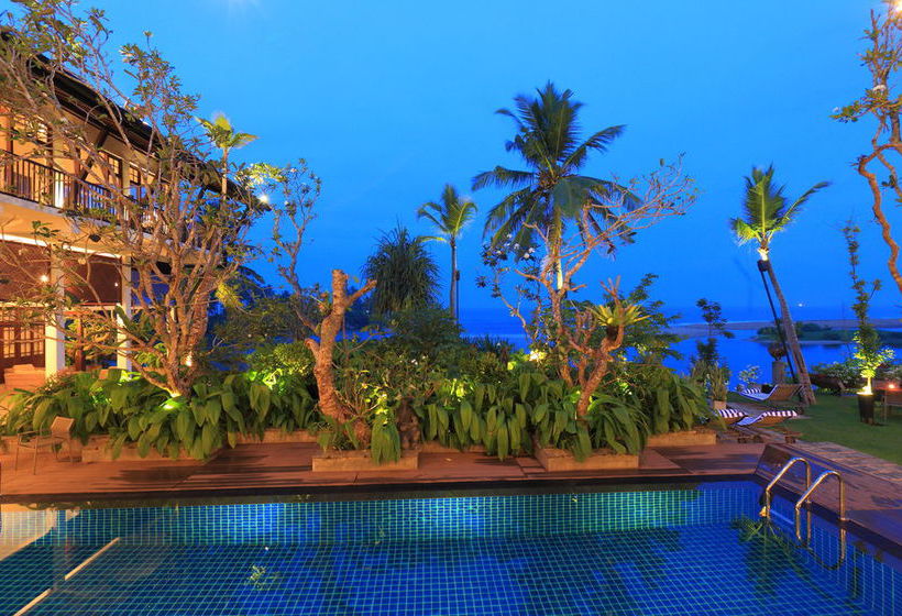 בית מלון כפרי Villa Republic Galle  Entire Villa