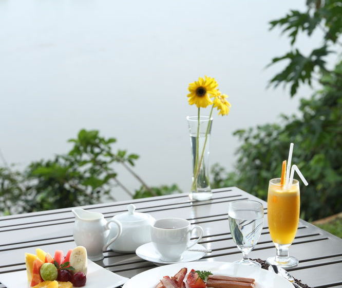 בית מלון כפרי Villa Republic Galle  Entire Villa