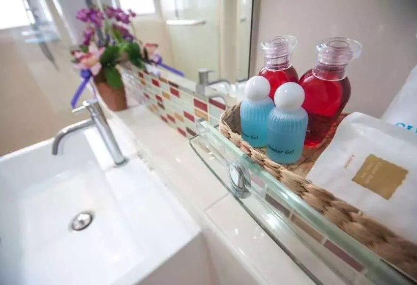 Implace Impact At Msociety Condo