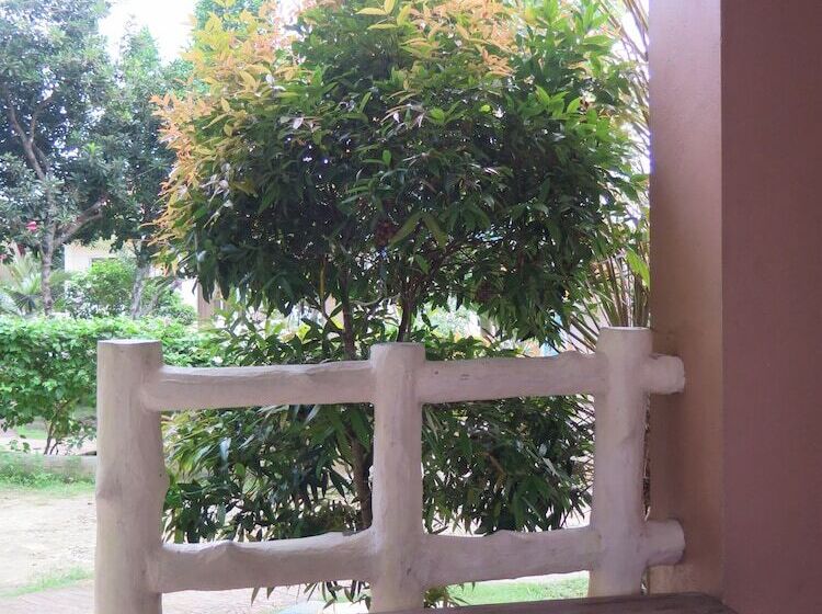 פנסיון Alexis Cliff Dive Resort