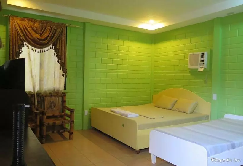 Pensionat Alexis Cliff Dive Resort