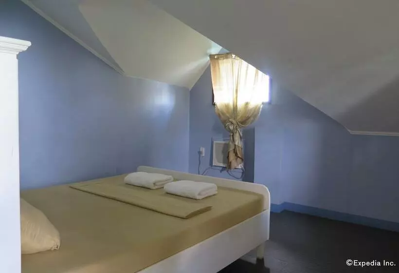 Pensionat Alexis Cliff Dive Resort