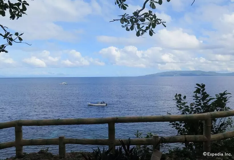 Pensionat Alexis Cliff Dive Resort