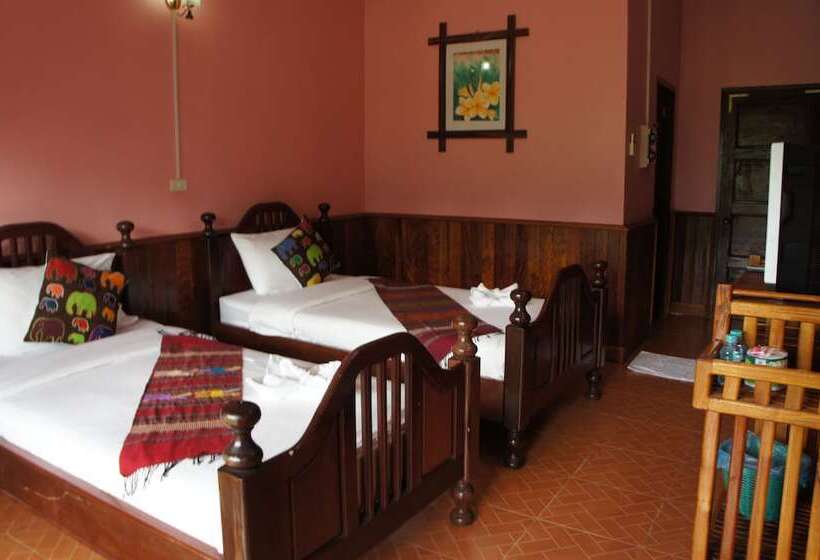 פנסיון Domon Guesthouse