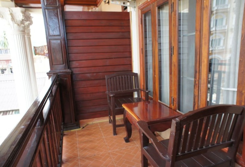 פנסיון Domon Guesthouse