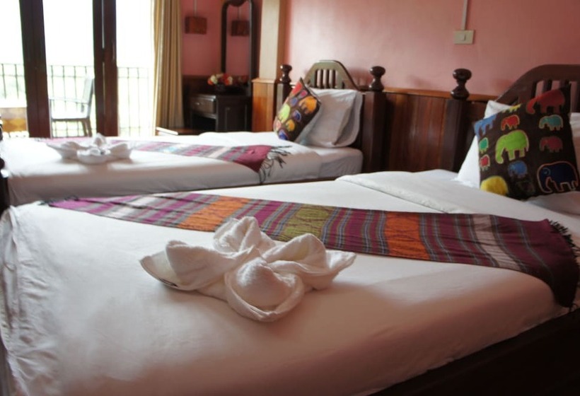 פנסיון Domon Guesthouse