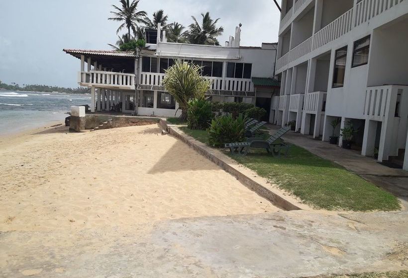 بنسيون Miltons Beach Resort