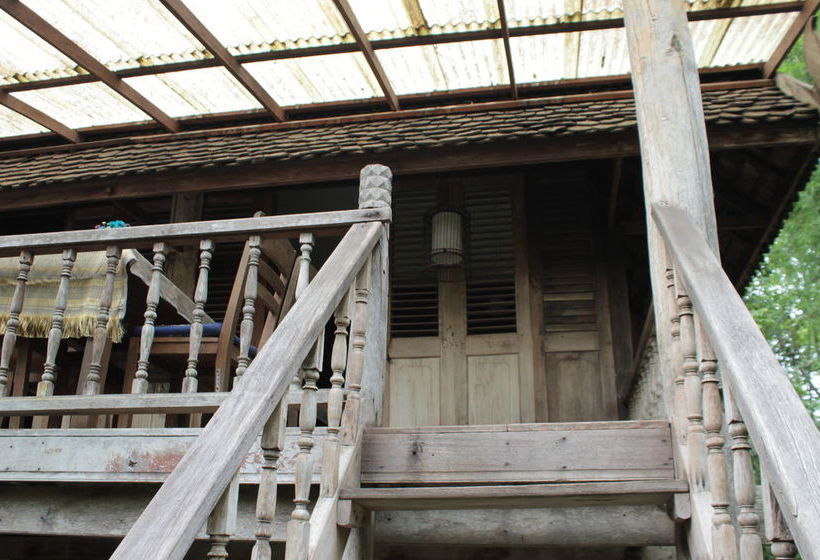 بنسيون Thai Teak House Garden Homestay