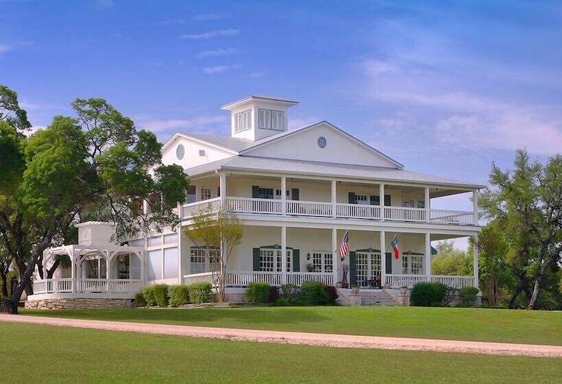 Bed and Breakfast Rose Hill Retreat