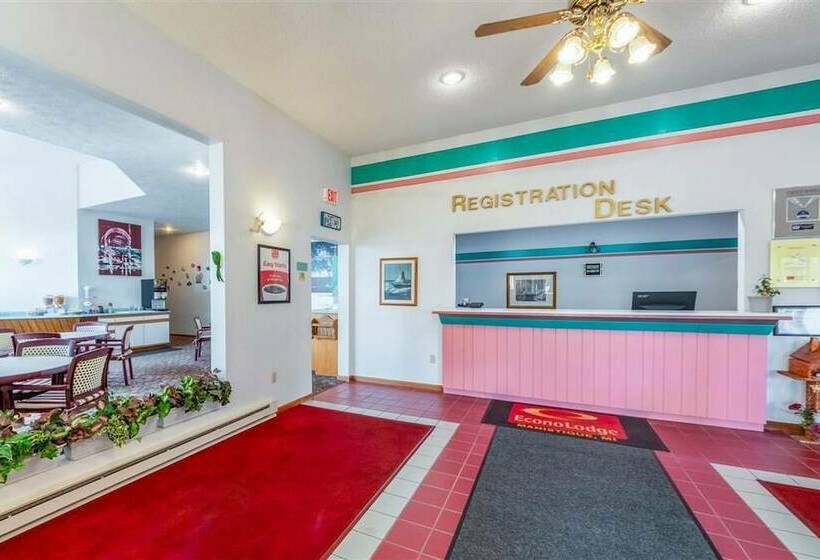 فندق Econo Lodge Lakeshore