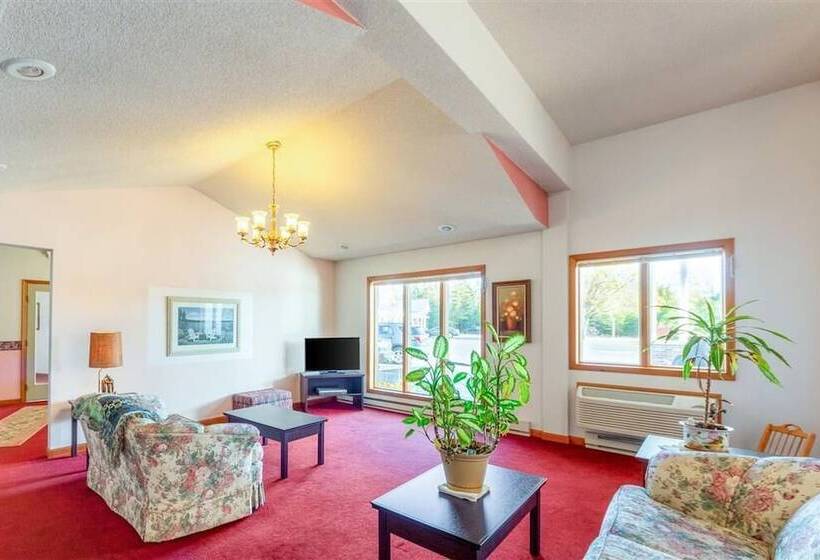 فندق Econo Lodge Lakeshore