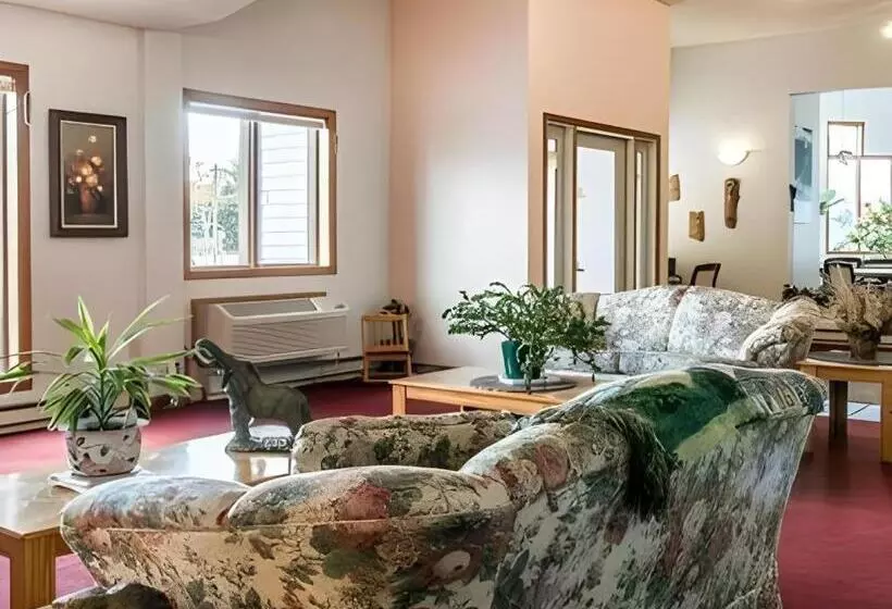 Hotelli Econo Lodge Lakeshore