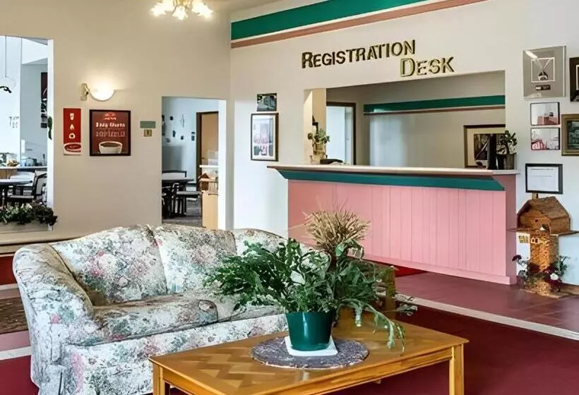 Hotelli Econo Lodge Lakeshore