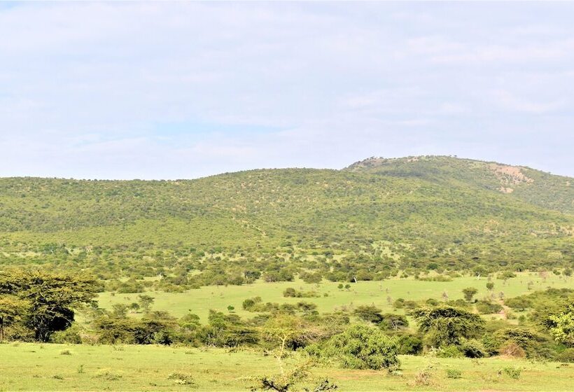 هتل Elangata Olerai Luxury Camp