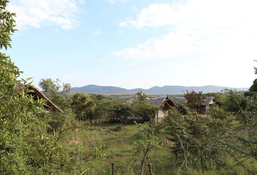 هتل Elangata Olerai Luxury Camp