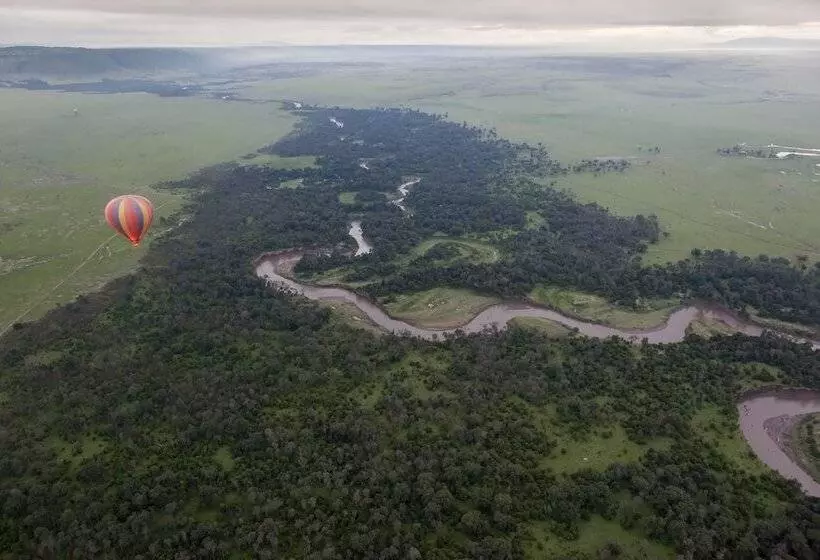 هتل Julia S River Camp