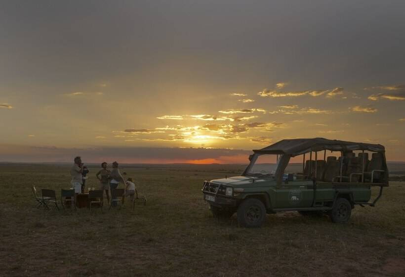 هتل Julia S River Camp