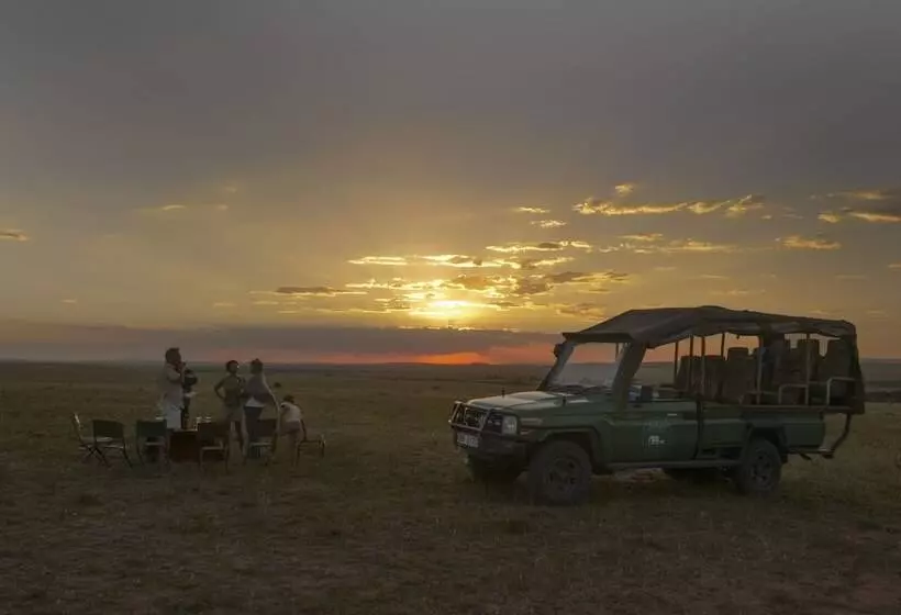 هتل Julia S River Camp