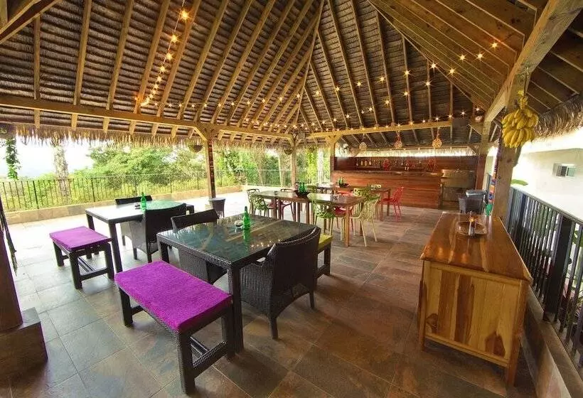 هتل La Semilla Ecolodge