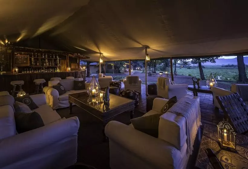 هتل Little Governors Camp