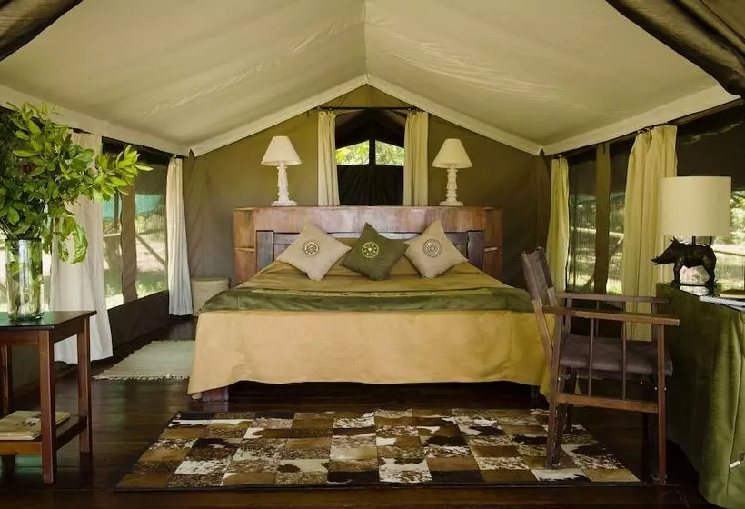 هتل Little Governors Camp