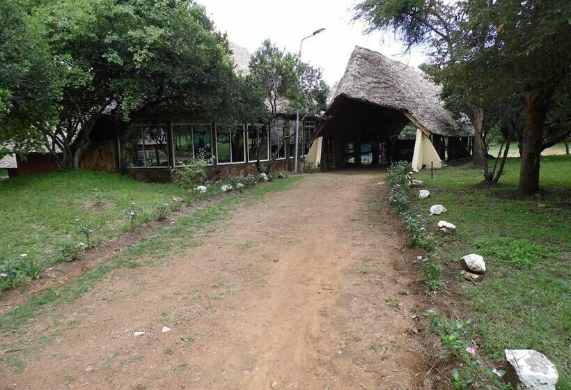 هتل Mara Ndovu Lodge
