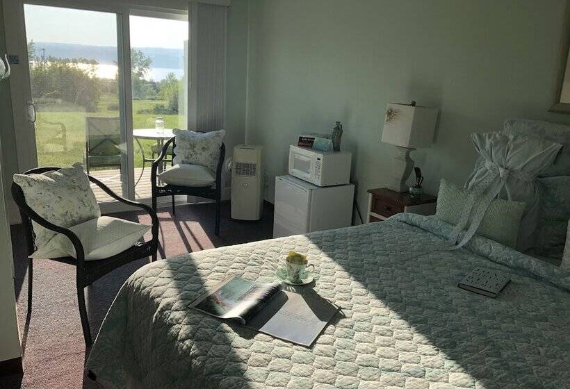 בית מלון כפרי Savannah House Wine Country Inn & Cottages