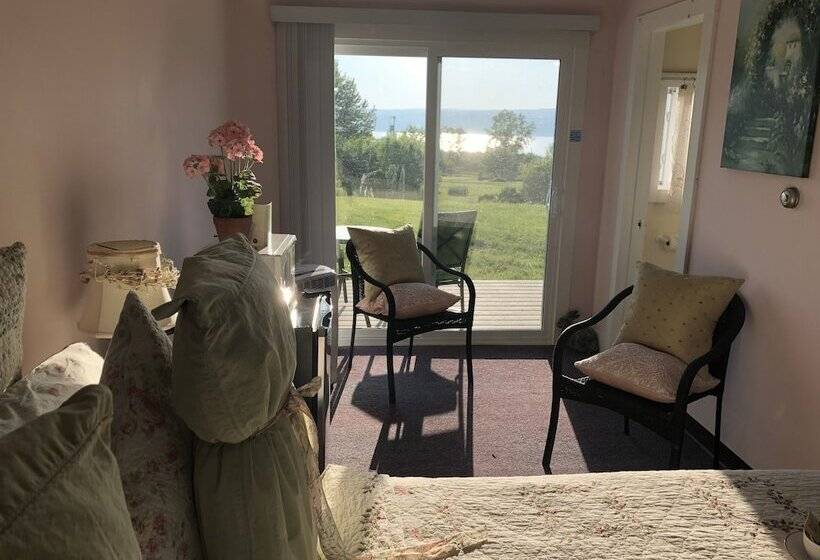 בית מלון כפרי Savannah House Wine Country Inn & Cottages