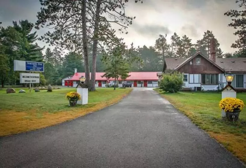 モーテル Lumberjack Inn