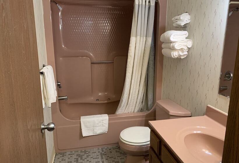 فندق على الطريق Lumberjack Inn