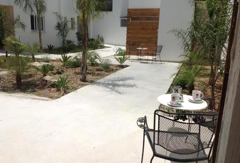 Alecos Hotel Apartments