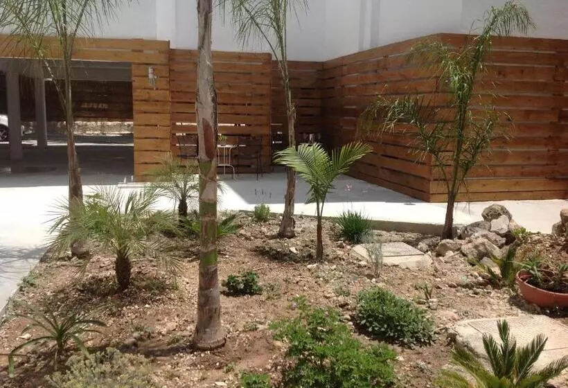 Alecos Hotel Apartments