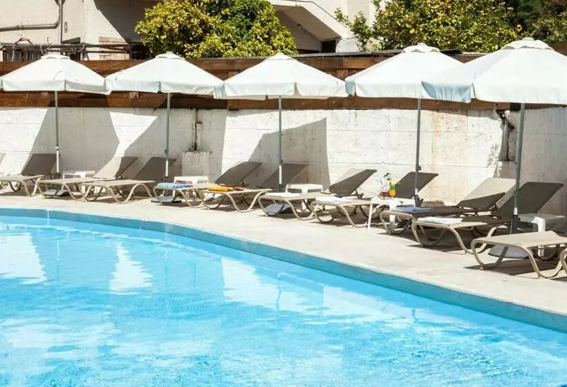 Alecos Hotel Apartments