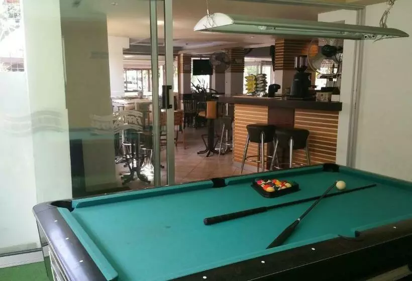 Alecos Hotel Apartments