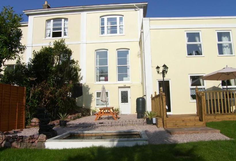 Appletorre House Holiday Flats