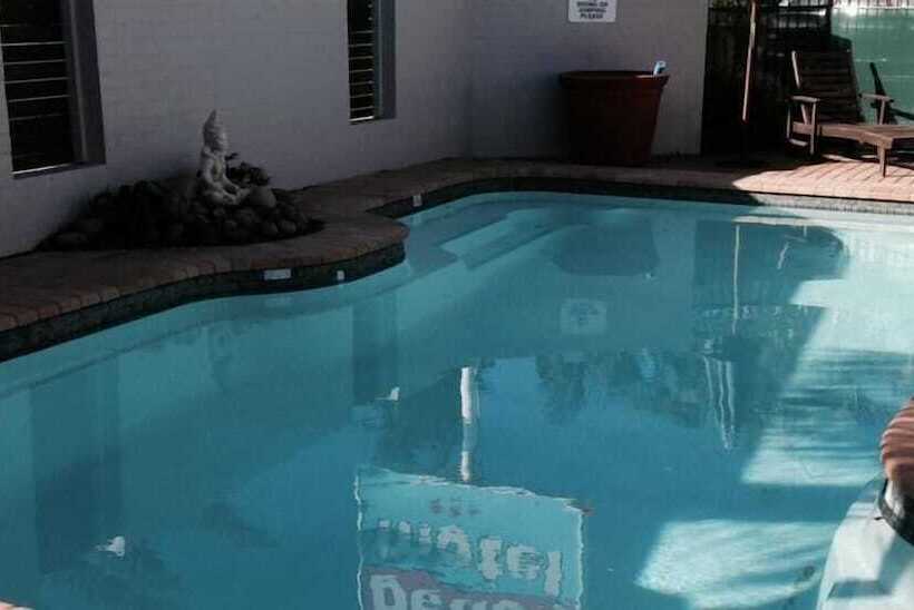 Beach Motel Woolgoolga