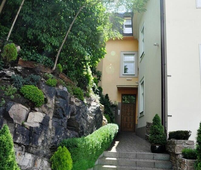 Festival Hotel Apartments